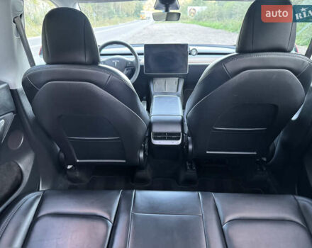 Красный Тесла Model Y, объемом двигателя 0 л и пробегом 40 тыс. км за 29999 $, фото 44 на Automoto.ua