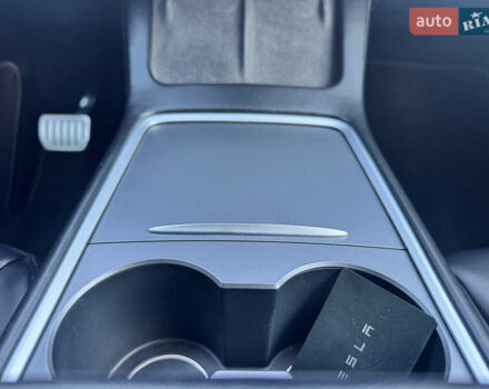 Красный Тесла Model Y, объемом двигателя 0 л и пробегом 40 тыс. км за 29999 $, фото 34 на Automoto.ua