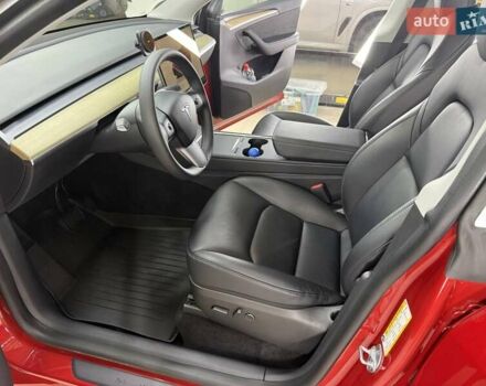 Красный Тесла Model Y, объемом двигателя 0 л и пробегом 37 тыс. км за 31999 $, фото 31 на Automoto.ua