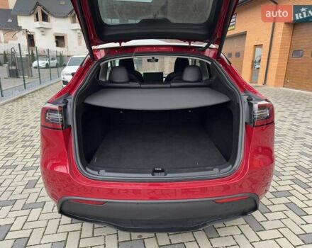 Червоний Тесла Model Y, об'ємом двигуна 0 л та пробігом 10 тис. км за 26500 $, фото 20 на Automoto.ua