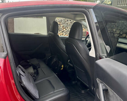 Красный Тесла Model Y, объемом двигателя 0 л и пробегом 33 тыс. км за 30700 $, фото 20 на Automoto.ua