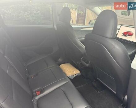 Красный Тесла Model Y, объемом двигателя 0 л и пробегом 10 тыс. км за 30000 $, фото 6 на Automoto.ua