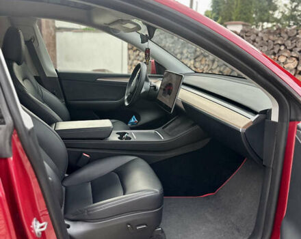 Красный Тесла Model Y, объемом двигателя 0 л и пробегом 33 тыс. км за 30700 $, фото 19 на Automoto.ua