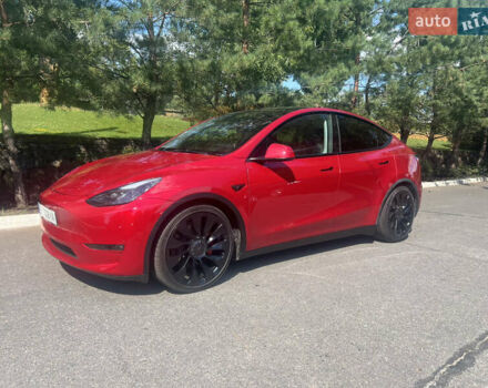 Красный Тесла Model Y, объемом двигателя 0 л и пробегом 2 тыс. км за 34000 $, фото 1 на Automoto.ua