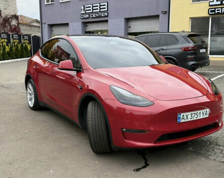Червоний Тесла Model Y, об'ємом двигуна 0 л та пробігом 33 тис. км за 27700 $, фото 1 на Automoto.ua