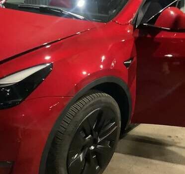 Тесла Model Y 2023 в Киеве на Automoto.ua Красный Тесла Model Y, объемом двигателя 0 л и пробегом 27 тыс. км за 28800 $, фото 85 на Automoto.ua