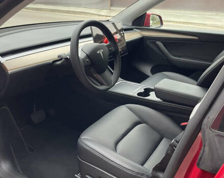 Красный Тесла Model Y, объемом двигателя 0 л и пробегом 23 тыс. км за 26200 $, фото 8 на Automoto.ua