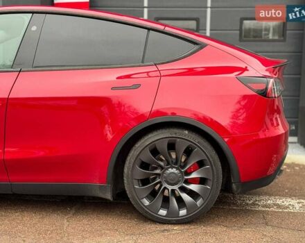 Красный Тесла Model Y, объемом двигателя 0 л и пробегом 15 тыс. км за 35000 $, фото 6 на Automoto.ua