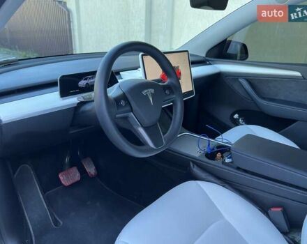 Красный Тесла Model Y, объемом двигателя 0 л и пробегом 46 тыс. км за 28888 $, фото 19 на Automoto.ua