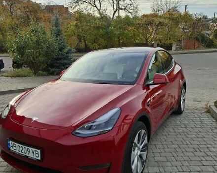 Тесла Model Y 2023 в Виннице на Automoto.ua Красный Тесла Model Y, объемом двигателя 0 л и пробегом 27 тыс. км за 31500 $, фото 2 на Automoto.ua