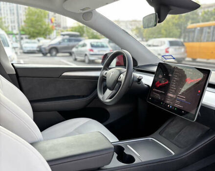 Червоний Тесла Model Y, об'ємом двигуна 0 л та пробігом 50 тис. км за 25300 $, фото 7 на Automoto.ua