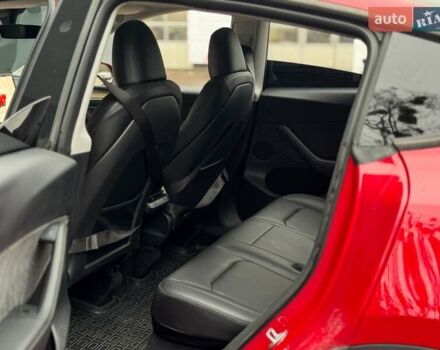 Красный Тесла Model Y, объемом двигателя 0 л и пробегом 15 тыс. км за 35000 $, фото 14 на Automoto.ua