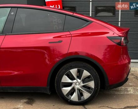 Красный Тесла Model Y, объемом двигателя 0 л и пробегом 43 тыс. км за 31999 $, фото 5 на Automoto.ua