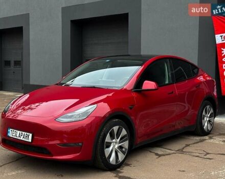 Красный Тесла Model Y, объемом двигателя 0 л и пробегом 43 тыс. км за 31999 $, фото 2 на Automoto.ua