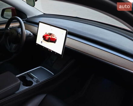 Красный Тесла Model Y, объемом двигателя 0 л и пробегом 72 тыс. км за 28999 $, фото 8 на Automoto.ua