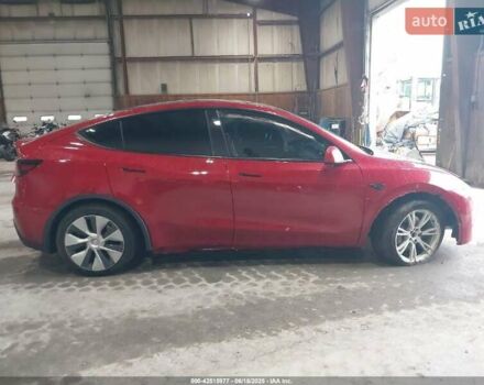 Червоний Тесла Model Y, об'ємом двигуна 0 л та пробігом 108 тис. км за 20800 $, фото 7 на Automoto.ua