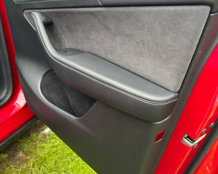 Червоний Тесла Model Y, об'ємом двигуна 0 л та пробігом 60 тис. км за 29500 $, фото 9 на Automoto.ua