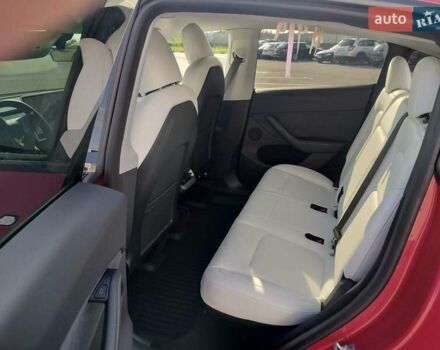 Красный Тесла Model Y, объемом двигателя 0 л и пробегом 30 тыс. км за 27300 $, фото 14 на Automoto.ua
