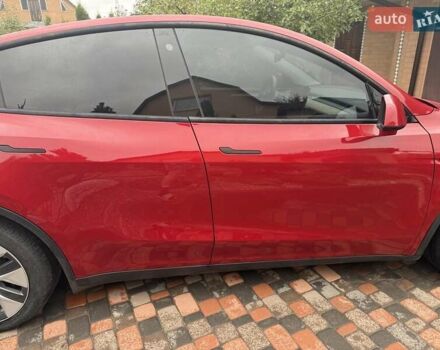 Красный Тесла Model Y, объемом двигателя 0 л и пробегом 10 тыс. км за 30000 $, фото 3 на Automoto.ua