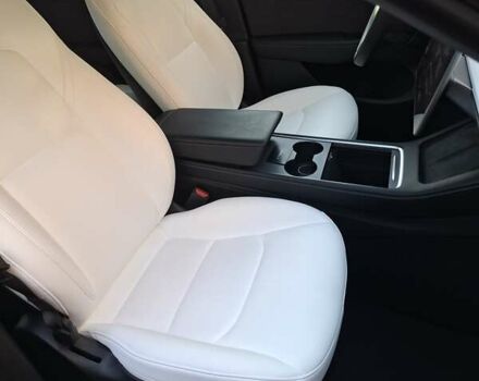 Тесла Model Y 2023 в Виннице на Automoto.ua Красный Тесла Model Y, объемом двигателя 0 л и пробегом 27 тыс. км за 31500 $, фото 23 на Automoto.ua