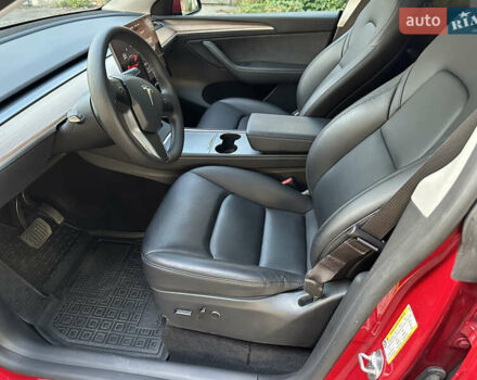 Красный Тесла Model Y, объемом двигателя 0 л и пробегом 50 тыс. км за 23900 $, фото 26 на Automoto.ua