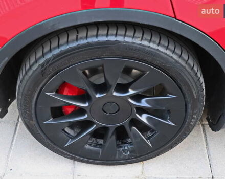 Красный Тесла Model Y, объемом двигателя 0 л и пробегом 72 тыс. км за 28999 $, фото 20 на Automoto.ua