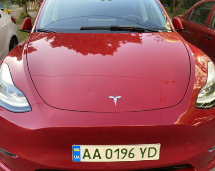 Красный Тесла Model Y, объемом двигателя 0 л и пробегом 26 тыс. км за 29999 $, фото 1 на Automoto.ua