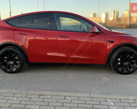 Красный Тесла Model Y, объемом двигателя 0 л и пробегом 6 тыс. км за 42000 $, фото 2 на Automoto.ua