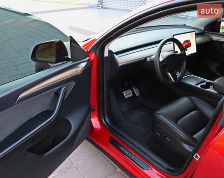 Красный Тесла Model Y, объемом двигателя 0 л и пробегом 72 тыс. км за 28999 $, фото 18 на Automoto.ua