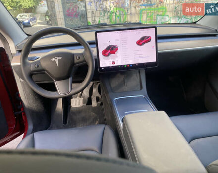 Красный Тесла Model Y, объемом двигателя 0 л и пробегом 26 тыс. км за 29999 $, фото 19 на Automoto.ua