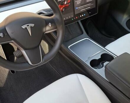 Тесла Model Y 2023 в Виннице на Automoto.ua Красный Тесла Model Y, объемом двигателя 0 л и пробегом 27 тыс. км за 31500 $, фото 19 на Automoto.ua