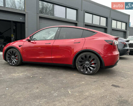 Красный Тесла Model Y, объемом двигателя 0 л и пробегом 54 тыс. км за 27000 $, фото 4 на Automoto.ua