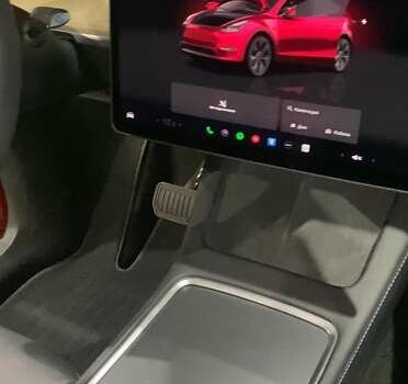 Тесла Model Y 2023 в Киеве на Automoto.ua Красный Тесла Model Y, объемом двигателя 0 л и пробегом 27 тыс. км за 28800 $, фото 92 на Automoto.ua
