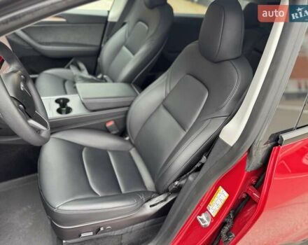 Красный Тесла Model Y, объемом двигателя 0 л и пробегом 84 тыс. км за 25800 $, фото 18 на Automoto.ua