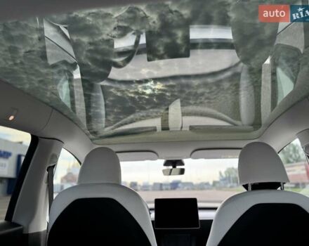 Красный Тесла Model Y, объемом двигателя 0 л и пробегом 42 тыс. км за 34990 $, фото 20 на Automoto.ua