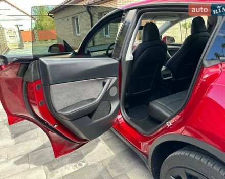 Червоний Тесла Model Y, об'ємом двигуна 0 л та пробігом 12 тис. км за 29900 $, фото 7 на Automoto.ua