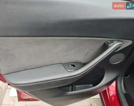Красный Тесла Model Y, объемом двигателя 0 л и пробегом 20 тыс. км за 32000 $, фото 25 на Automoto.ua