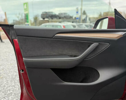 Червоний Тесла Model Y, об'ємом двигуна 0 л та пробігом 8 тис. км за 26200 $, фото 32 на Automoto.ua