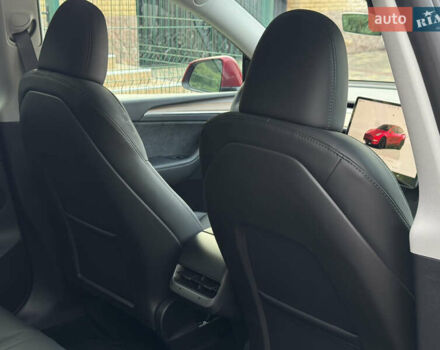 Красный Тесла Model Y, объемом двигателя 0 л и пробегом 4 тыс. км за 34999 $, фото 92 на Automoto.ua