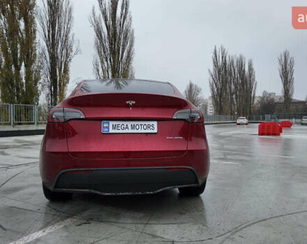 Червоний Тесла Model Y, об'ємом двигуна 0 л та пробігом 10 тис. км за 32490 $, фото 2 на Automoto.ua