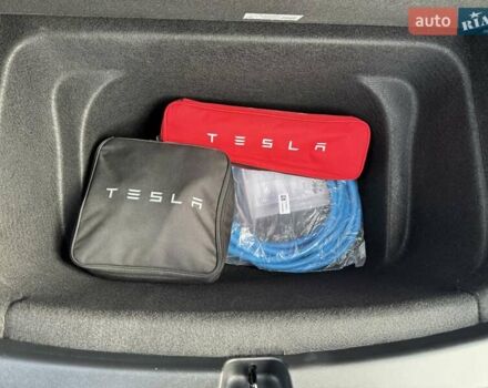Красный Тесла Model Y, объемом двигателя 0 л и пробегом 42 тыс. км за 33900 $, фото 27 на Automoto.ua