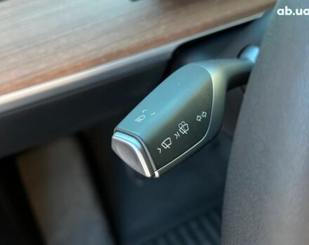 Красный Тесла Model Y, объемом двигателя 0 л и пробегом 26 тыс. км за 29940 $, фото 14 на Automoto.ua