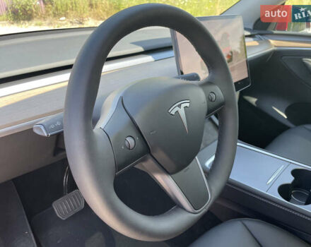 Красный Тесла Model Y, объемом двигателя 0 л и пробегом 2 тыс. км за 34500 $, фото 38 на Automoto.ua