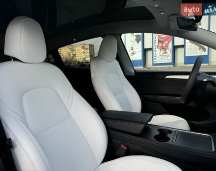 Красный Тесла Model Y, объемом двигателя 0 л и пробегом 42 тыс. км за 33900 $, фото 22 на Automoto.ua