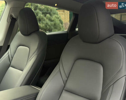 Красный Тесла Model Y, объемом двигателя 0 л и пробегом 4 тыс. км за 34999 $, фото 56 на Automoto.ua