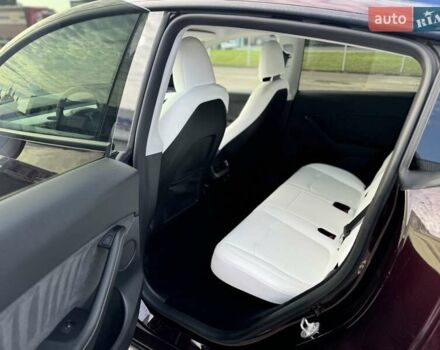 Красный Тесла Model Y, объемом двигателя 0 л и пробегом 42 тыс. км за 34990 $, фото 25 на Automoto.ua