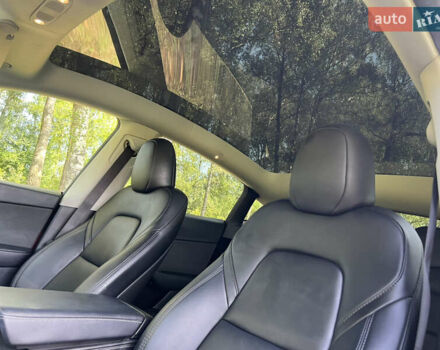 Червоний Тесла Model Y, об'ємом двигуна 0 л та пробігом 26 тис. км за 30500 $, фото 22 на Automoto.ua
