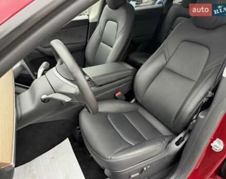 Красный Тесла Model Y, объемом двигателя 0 л и пробегом 19 тыс. км за 24500 $, фото 13 на Automoto.ua