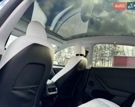 Красный Тесла Model Y, объемом двигателя 0 л и пробегом 42 тыс. км за 33900 $, фото 23 на Automoto.ua