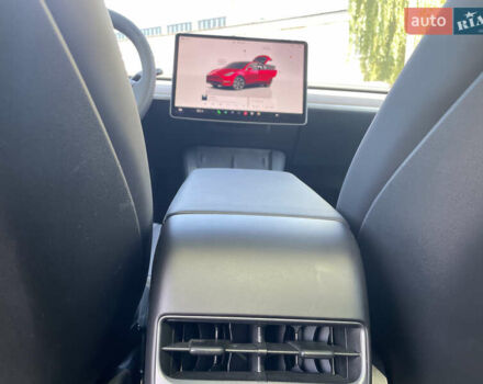 Красный Тесла Model Y, объемом двигателя 0 л и пробегом 2 тыс. км за 34500 $, фото 30 на Automoto.ua